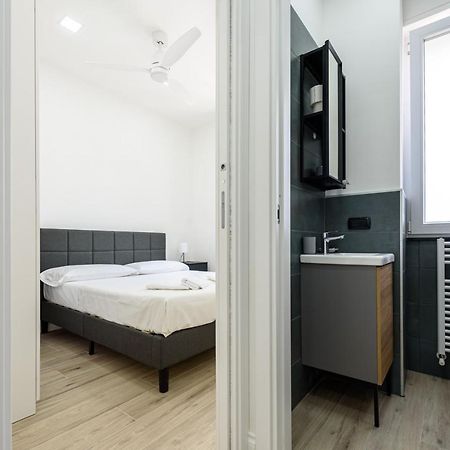 Tommaseo Seaside Apartments Napels Buitenkant foto