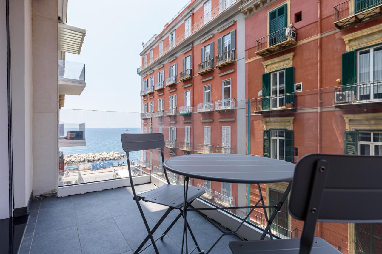 Tommaseo Seaside Apartments Napels Buitenkant foto