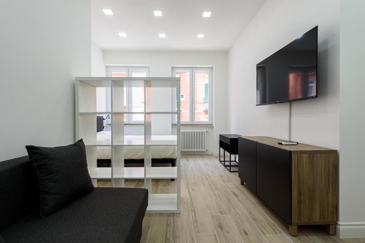 Tommaseo Seaside Apartments Napels Buitenkant foto