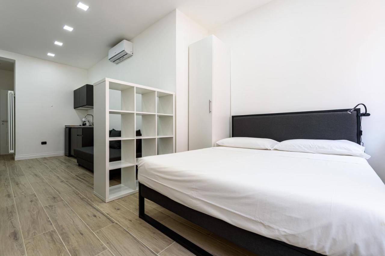 Tommaseo Seaside Apartments Napels Buitenkant foto