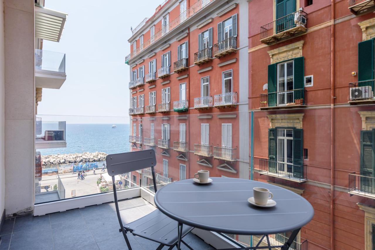 Tommaseo Seaside Apartments Napels Buitenkant foto